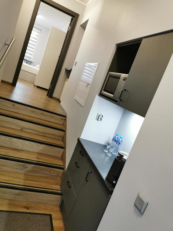 10 Bed And Breakfast Poznań Eksteriør billede